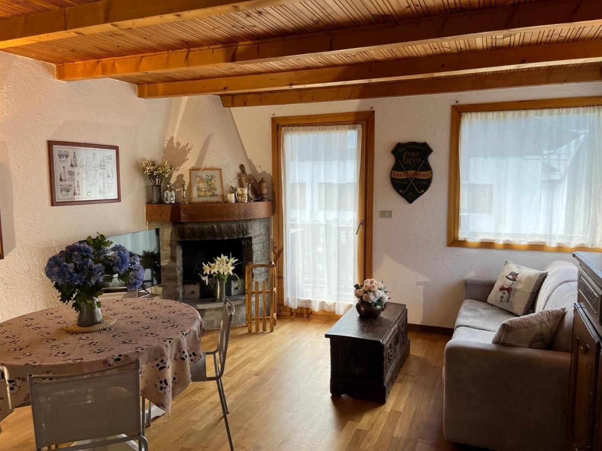 Chalet Blanc "Le Flocon" กูร์มาเยอร์ ภายนอก รูปภาพ