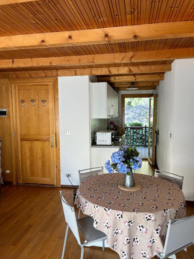 Chalet Blanc "Le Flocon" กูร์มาเยอร์ ภายนอก รูปภาพ