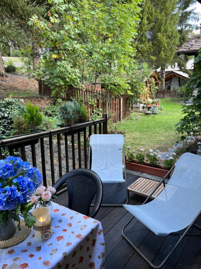 Chalet Blanc "Le Flocon" กูร์มาเยอร์ ภายนอก รูปภาพ