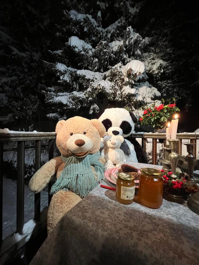 Chalet Blanc "Le Flocon" กูร์มาเยอร์ ภายนอก รูปภาพ